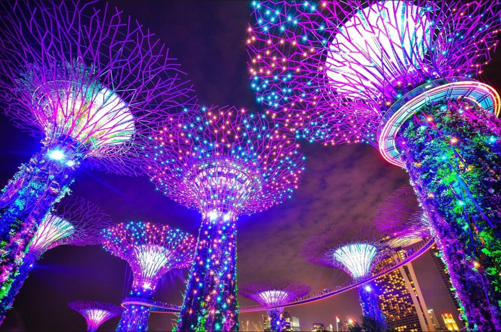 Gardens by the Bay sú novou botanickou záhradou, ktorá ponúka množstvo atrakcií a nezabudnuteľný zážitok.