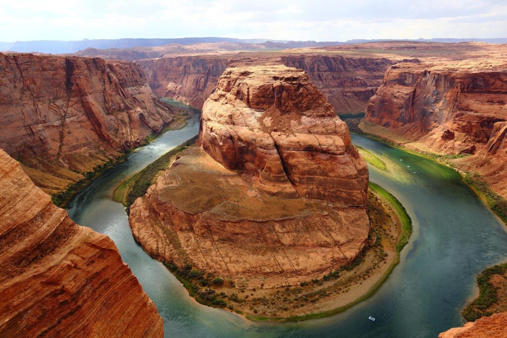 Grand Canyon patrí medzi najznámejšie prírodné útvary na svete.