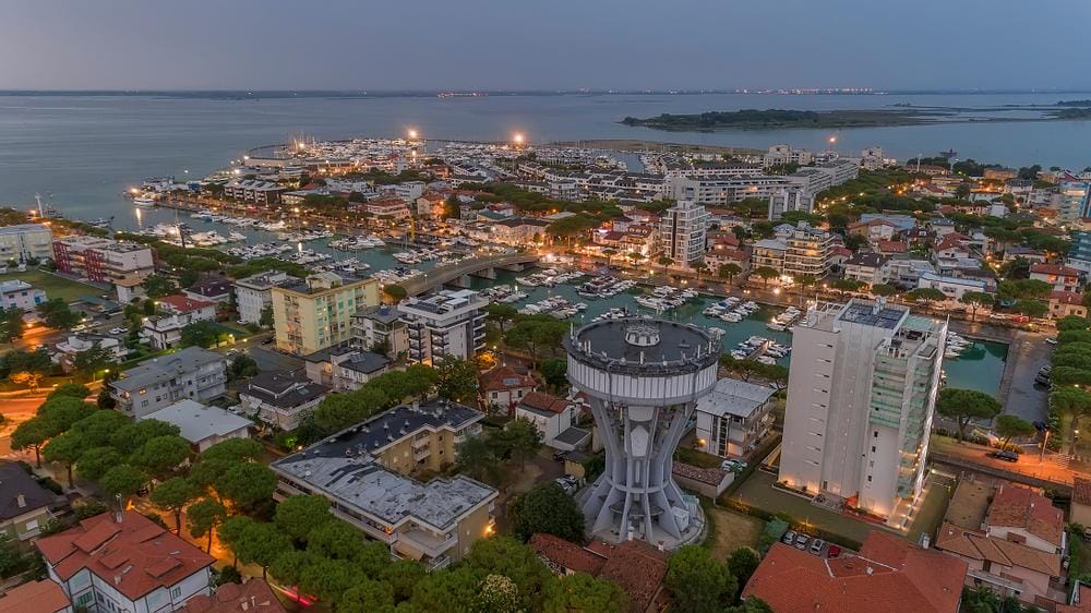 Lignano je dnes prosperujúce mestečko plné života.
