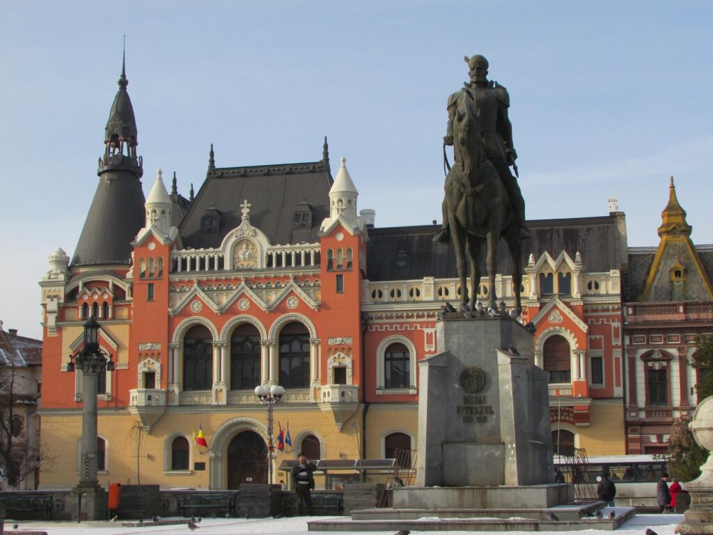 Svojou krásnou architektúrou zaujme Oradea každého návštevníka tohto historického mesta.