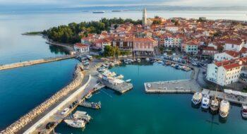 Izola